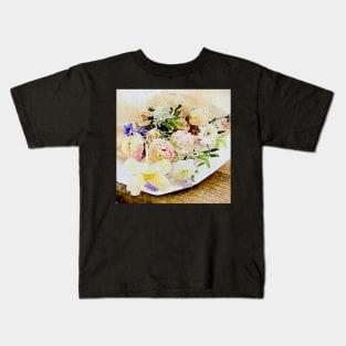 a beautiful bouquet of flowers(watercolor) Kids T-Shirt